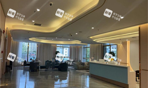 拉萨爱思特中厅展示.jpg 拉萨爱思特中厅展示.jpg