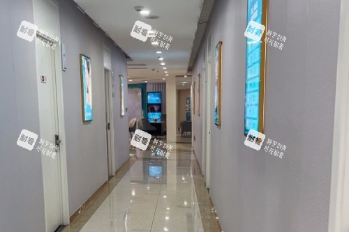 镇江苏王整形走廊.jpg