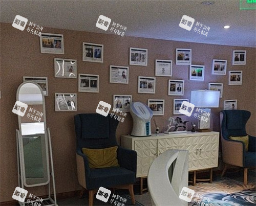 重庆艾俪医疗美容荣誉展示区.jpg 重庆艾俪医疗美容荣誉展示区.jpg