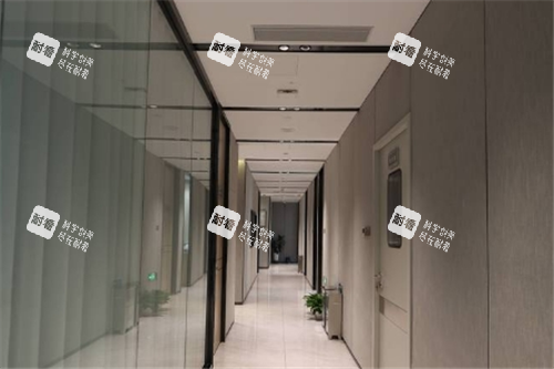 北京黄寺整形走廊环境图.png 北京黄寺整形走廊环境图.png