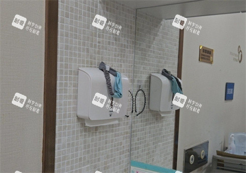 大连瑞和整形洗漱间环境.jpg 大连瑞和整形洗漱间环境.jpg
