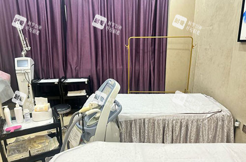 哈尔滨艺星医疗美容皮肤护理室.jpg 哈尔滨艺星医疗美容皮肤护理室.jpg