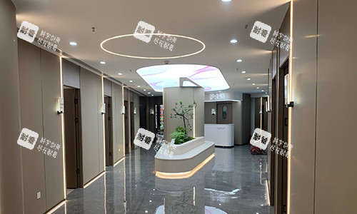 深圳可唯整形护士站环境.jpg