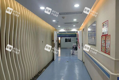 兰州亚韩医疗美容走廊环境图.jpg