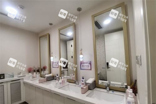 北京惠合嘉美医疗美容医院洗漱区.jpg 北京惠合嘉美医疗美容医院洗漱区.jpg