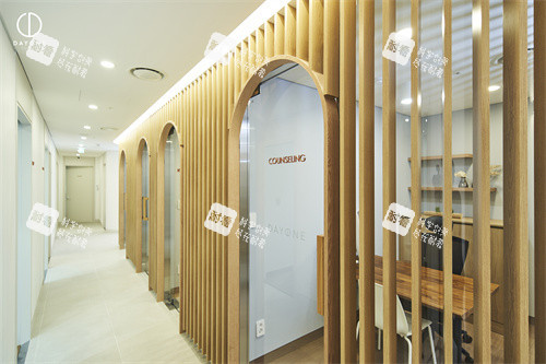 韩国Dayone医院江南站店走廊环境.jpg