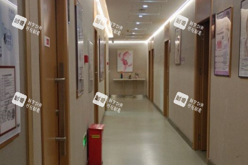 恩施天后整形医院走廊.jpg