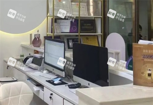 武汉郡艺医疗美容展示区.jpg 武汉郡艺医疗美容展示区.jpg