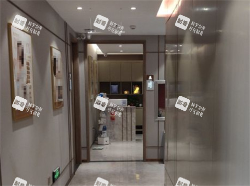 东营艾莎医疗美容走廊环境图.jpg 东营艾莎医疗美容走廊环境图.jpg